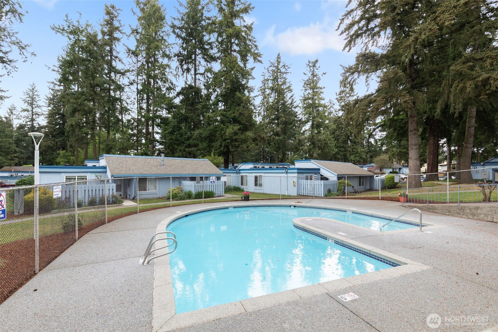 4308 Northeast Sunset Boulevard, Unit V5 Renton, WA 98059 - Photo 14 of 15