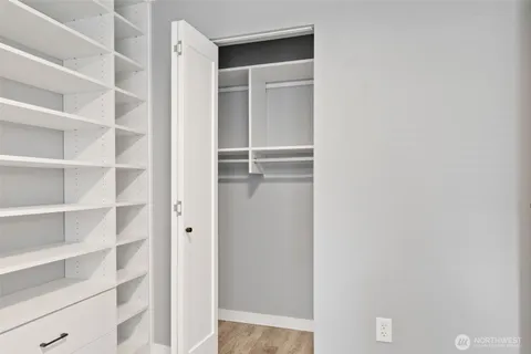 $299,998 | 4308 Northeast Sunset Boulevard, Unit V5, Renton, WA 98059