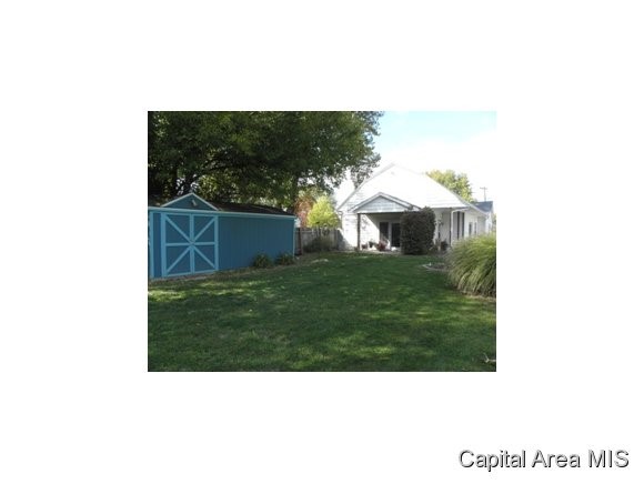 112 West Raylots Spaulding, IL 62561 - Photo 13 of 15 Gallery Image 13