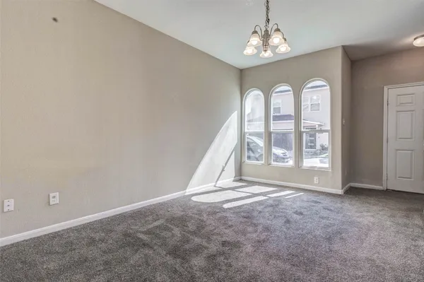 a view of entryway with front door