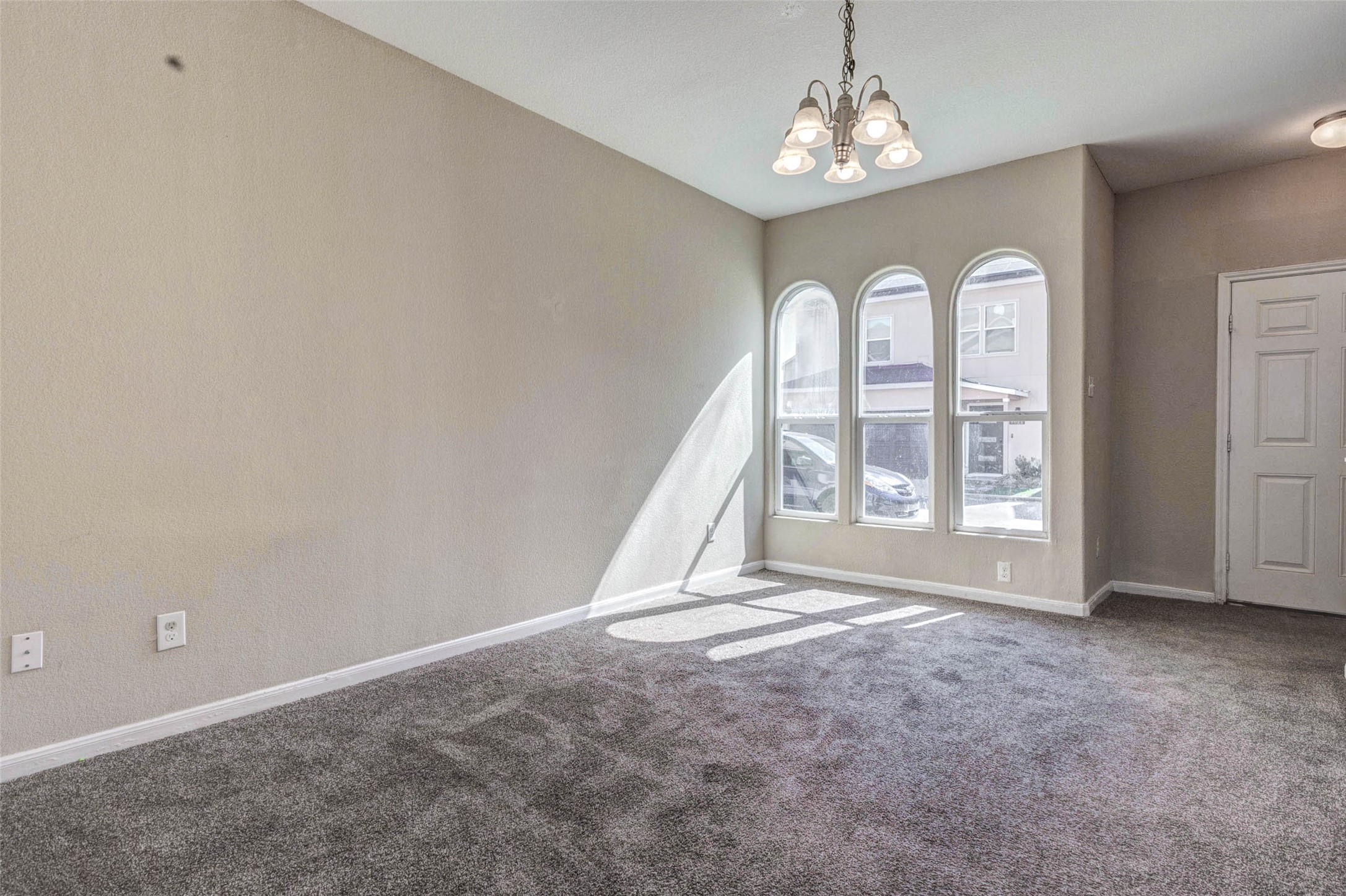 8622 Torcello Street Houston, TX 77031 - Photo 13 of 28 a view of entryway with front door
