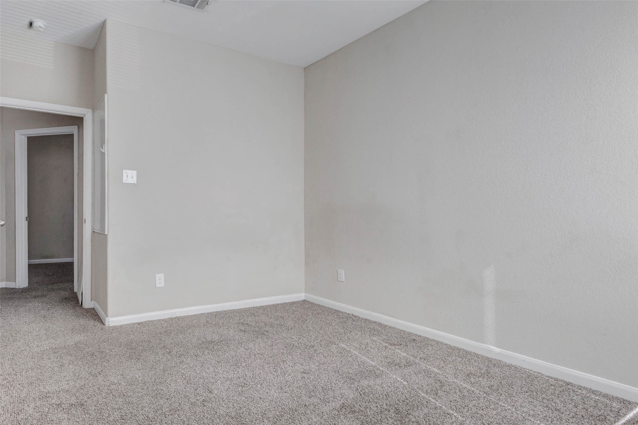 8622 Torcello Street Houston, TX 77031 - Photo 24 of 28 a view of an empty room