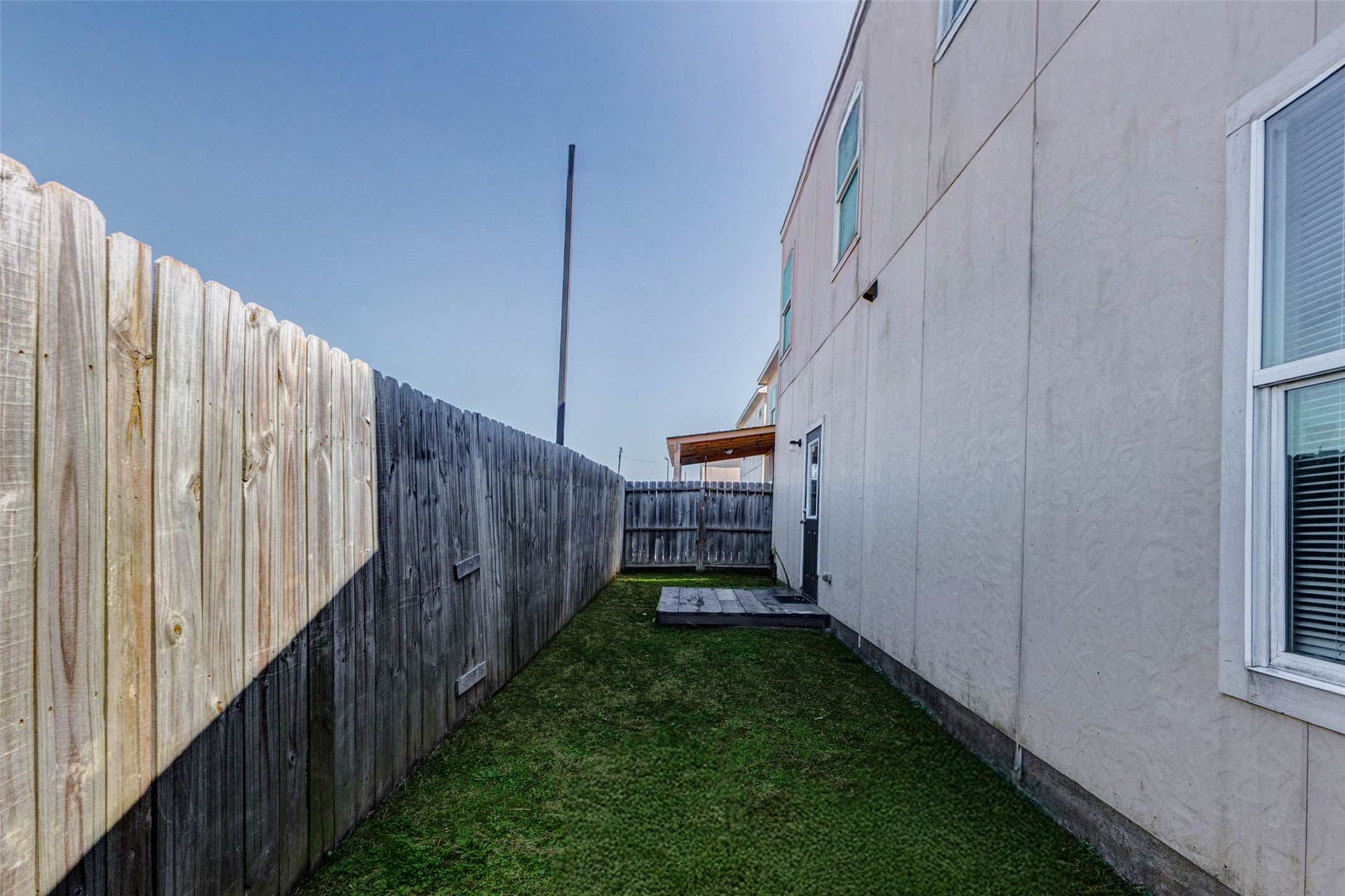 8622 Torcello Street Houston, TX 77031 - Photo 6 of 28 a view of a backyard with stairs