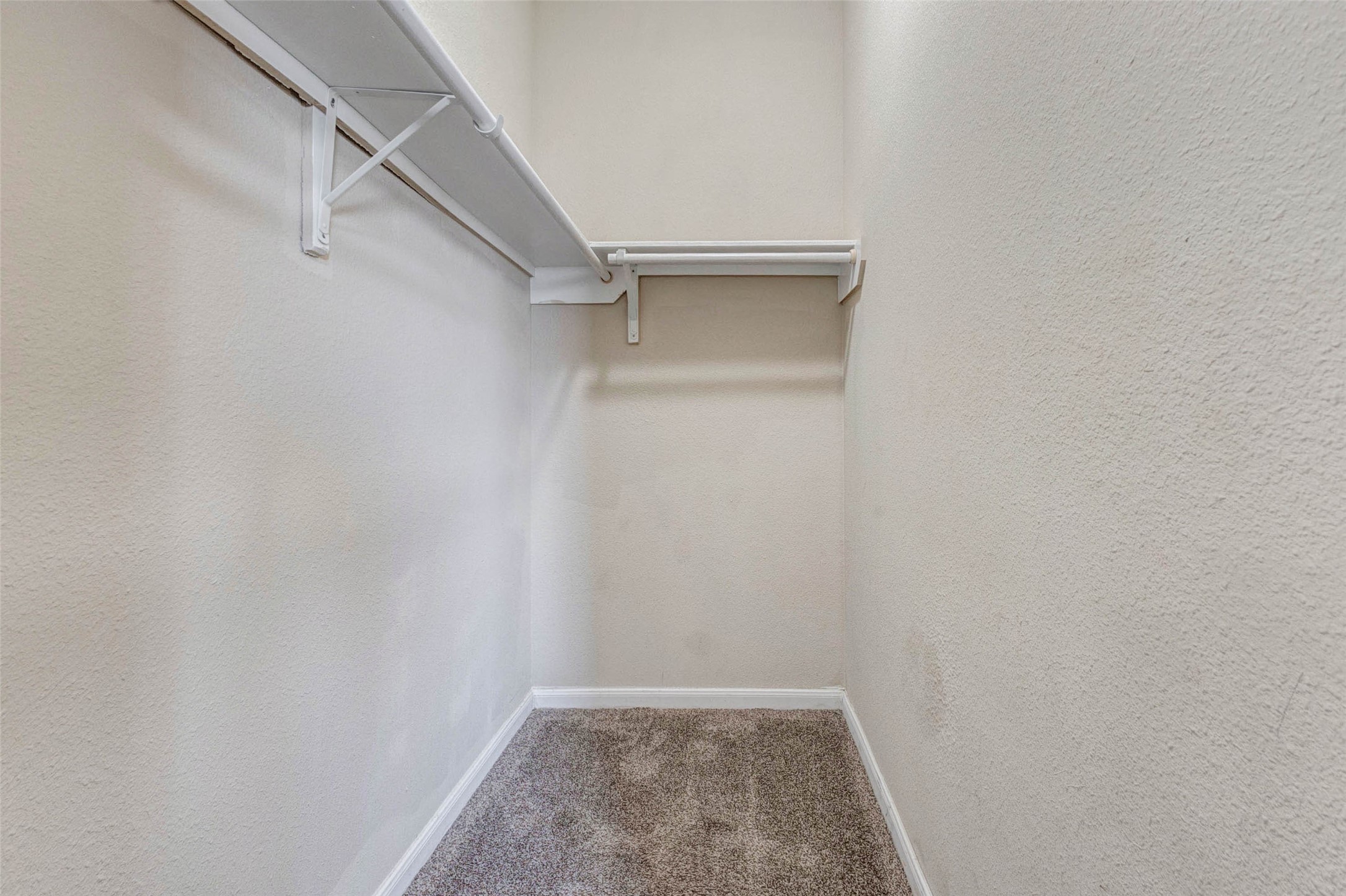 8622 Torcello Street Houston, TX 77031 - Photo 9 of 28 a view of small space