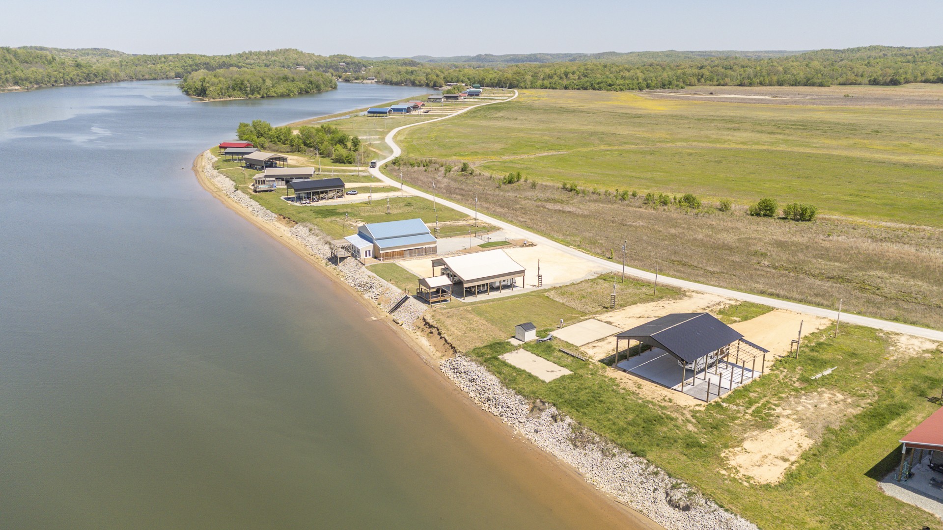2027 Hardin Bottom River Road Clifton, TN 38425 - Photo 6 of 33 a view of a ocean view
