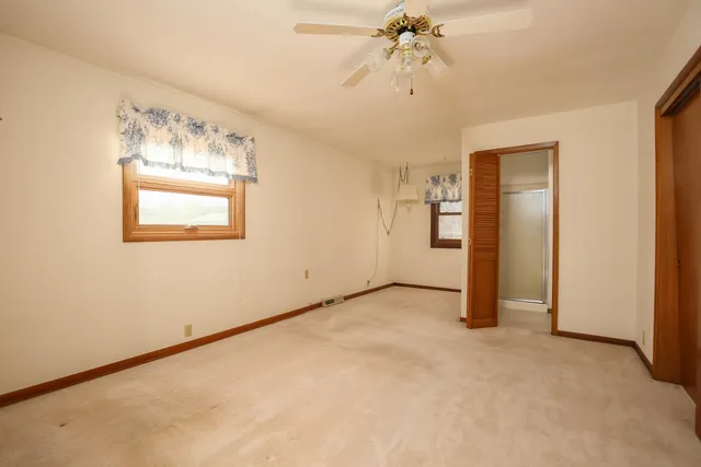 $2,450 | 1705 Elmwood Drive, Bettendorf, IA 52722