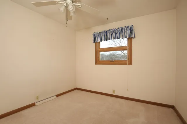 $2,450 | 1705 Elmwood Drive, Bettendorf, IA 52722