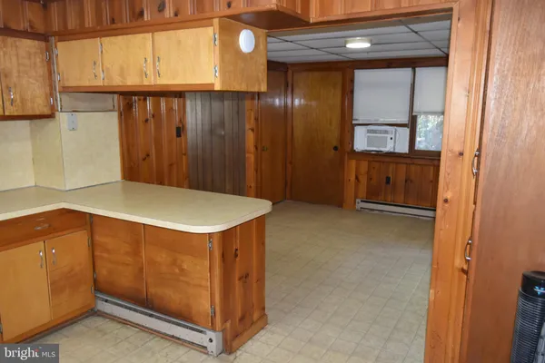 $1,500 | 45 Elm Street, Lemoyne, PA 17043