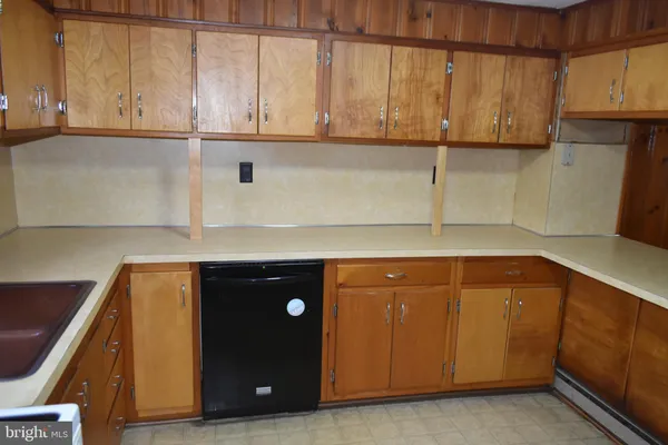 $1,500 | 45 Elm Street, Lemoyne, PA 17043