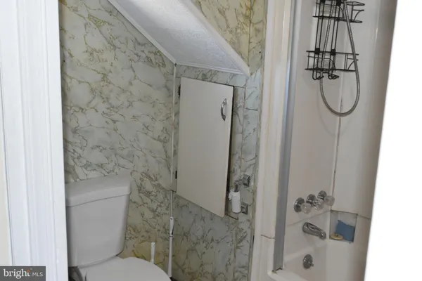 $1,500 | 45 Elm Street, Lemoyne, PA 17043