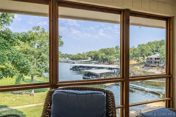 $215,000 | 27 Roanda Beach Drive, Unit 2A, Lake Ozark, MO 65049