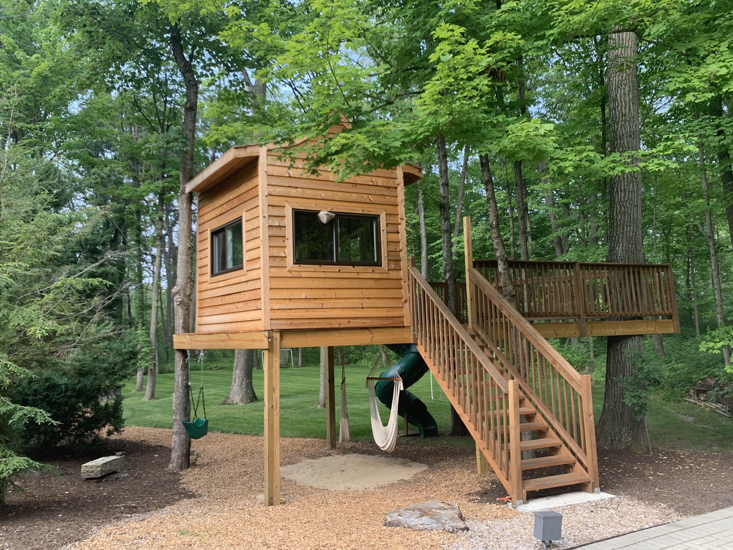 2800 Orange Brace Road Riverwoods, IL 60015 - Photo 40 of 41 a view of house with a swimming pool