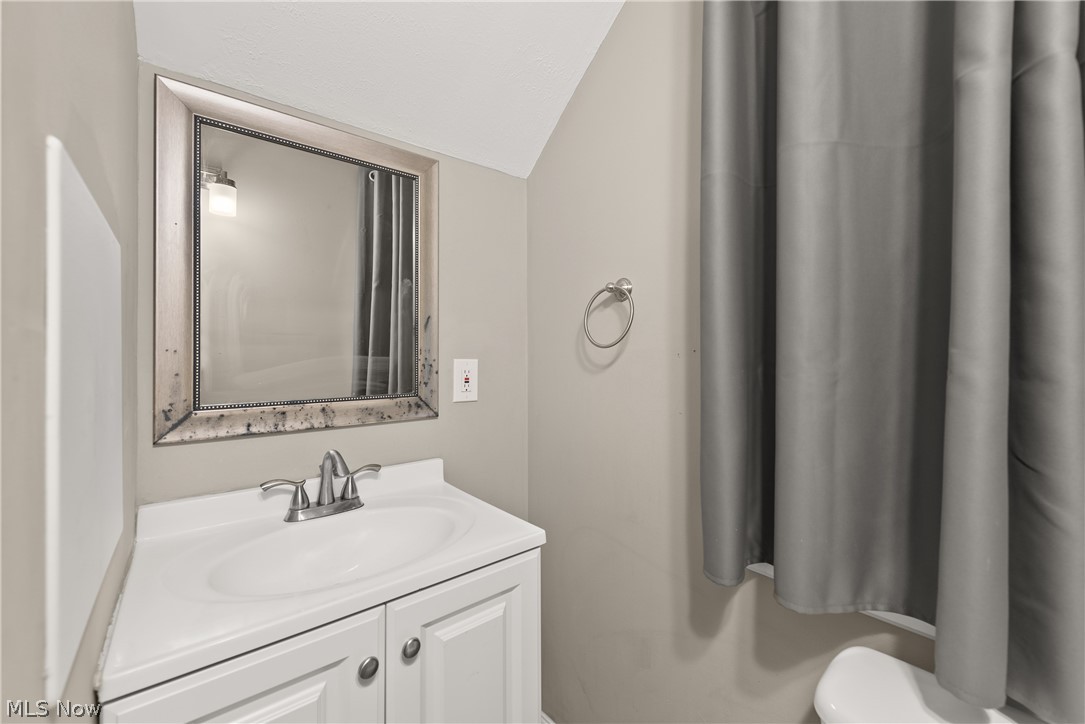 3944 Bluestone Road Cleveland Heights, OH 44121 - Photo 26 of 35
