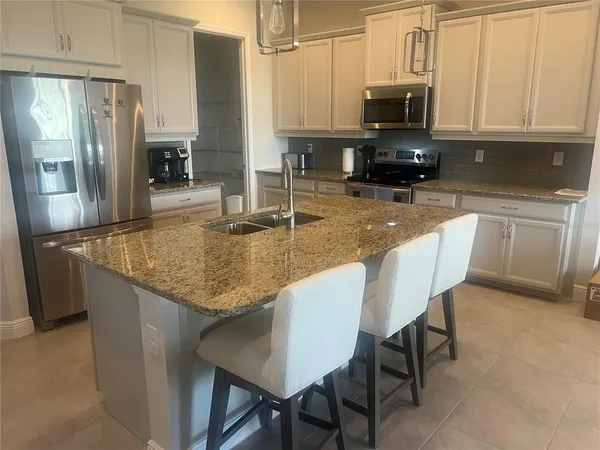 $2,995 | 10420 Coral Landings Lane, Unit 115, Placida, FL 33946