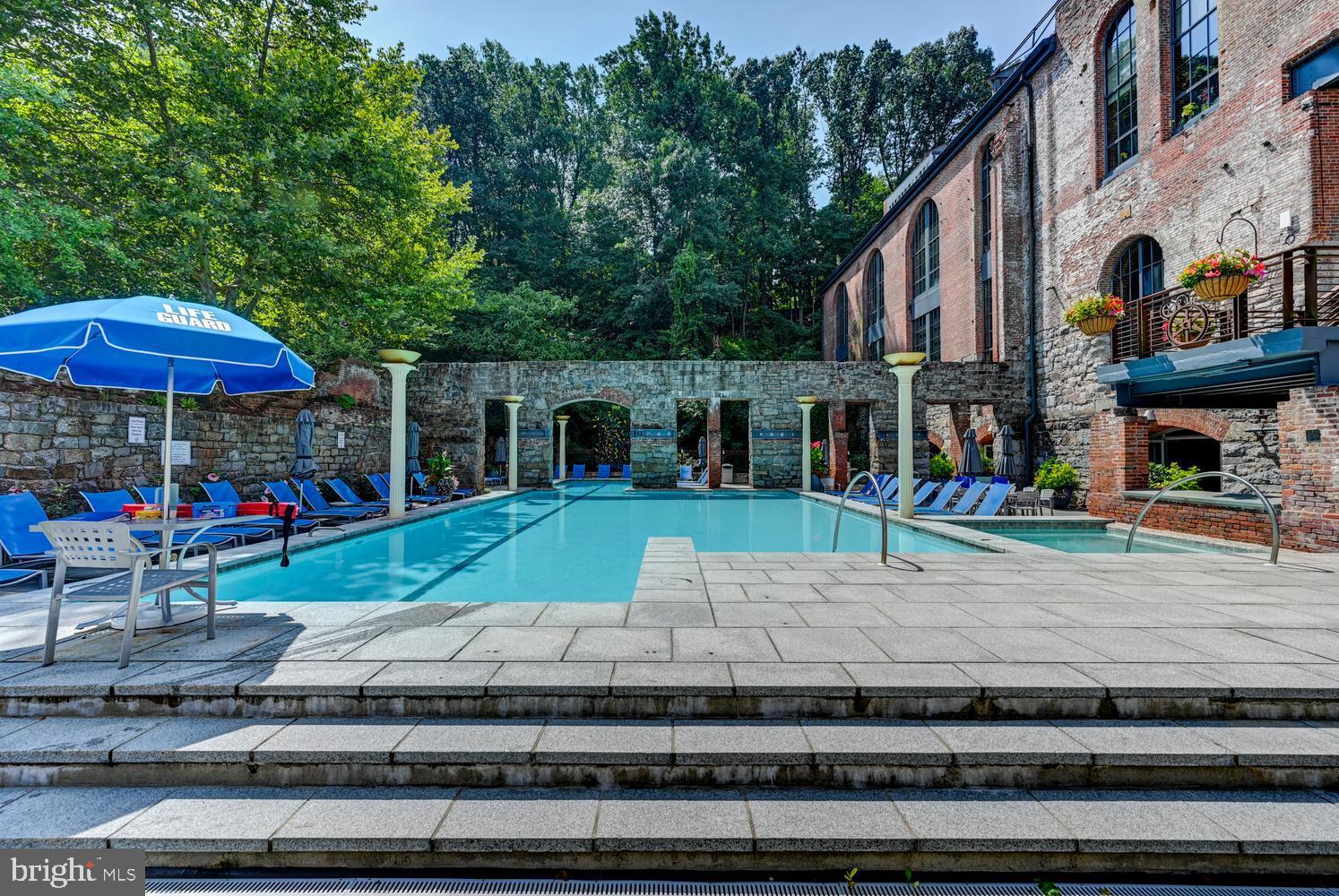 2007 Clipper Park Road, Unit 418 Baltimore, MD 21211 - Photo 41 of 56 Community Pool