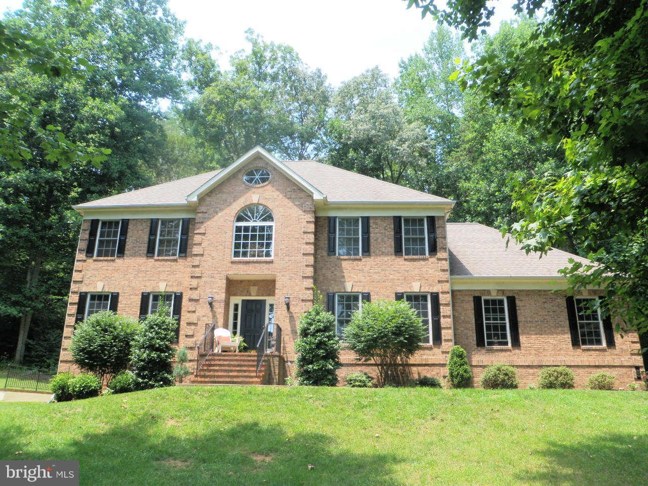 Exterior (Front)