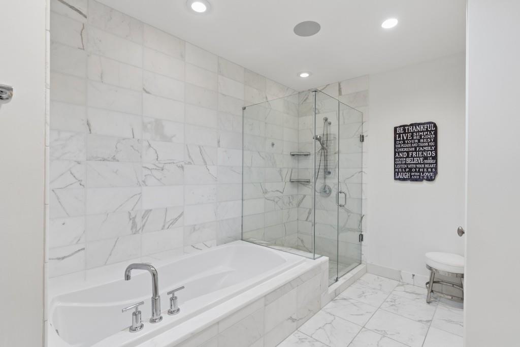 3630 Peachtree Road, Unit 3002 Atlanta, GA 30319 - Photo 30 of 62 Gallery Image 30