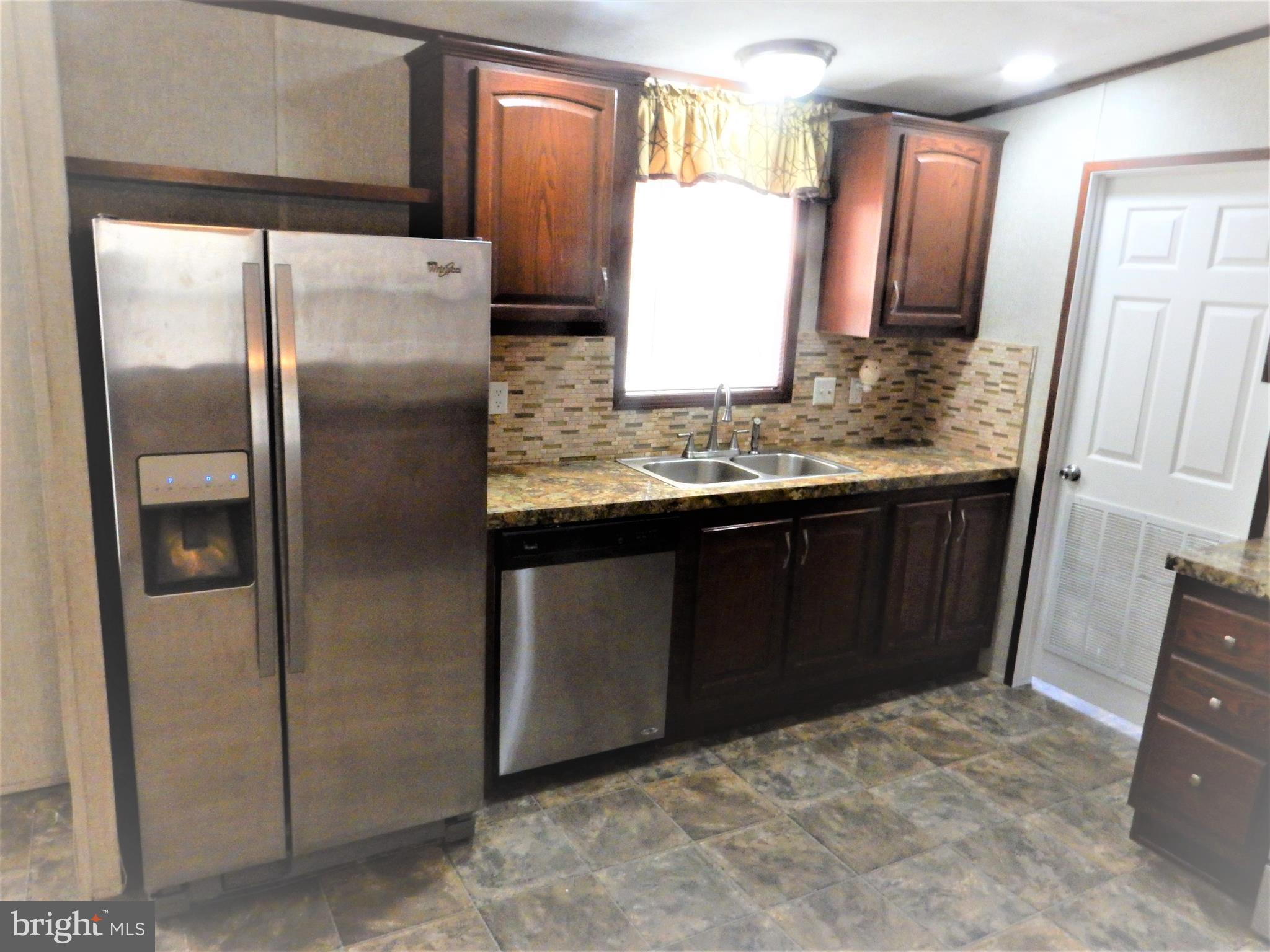488 North Patuxent Road Odenton, MD 21113 - Photo 4 of 28 Stainless Steel Appliances