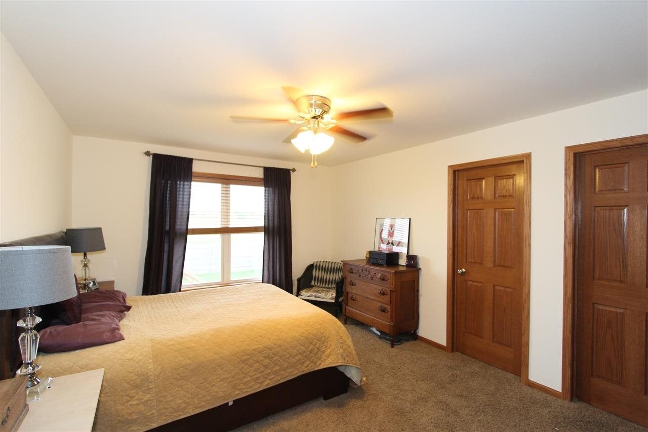 809 Plum Street Solon, IA 52333 - Photo 9 of 15 Gallery Image 9