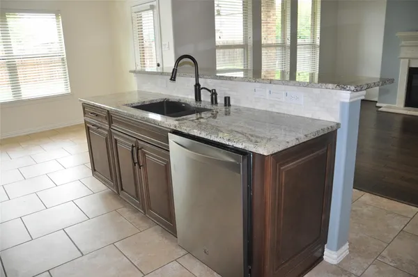 $3,100 | 17710 Booners Cove Court, Humble, TX 77346