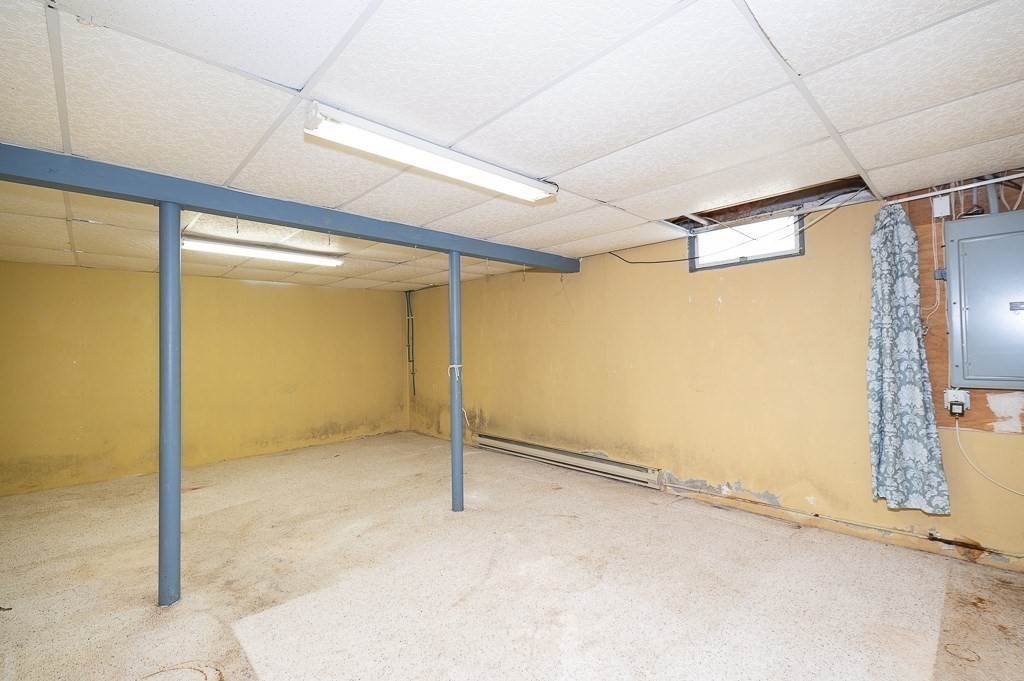 12 Crestview Terrace Gloucester, MA 01930 - Photo 22 of 27 a view of an empty room