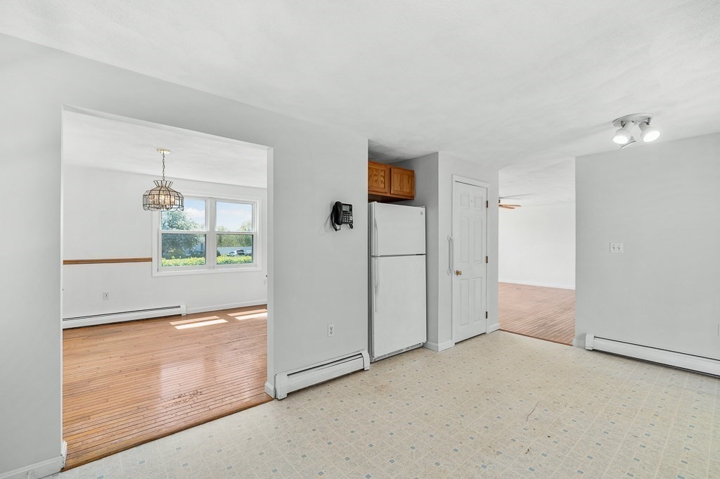 12 Crestview Terrace Gloucester, MA 01930 - Photo 7 of 27