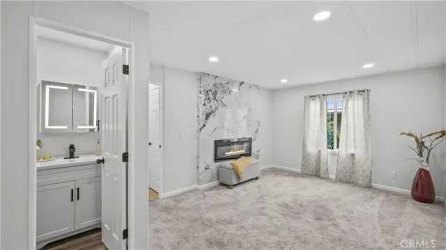 $215,000 | 1400 13th, Unit 206, Upland, CA 91786