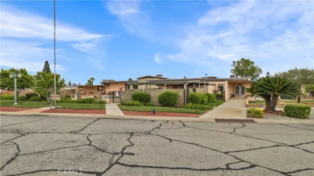 a view of a basketball court