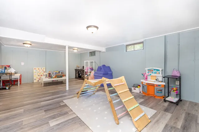 $379,900 | 47 Dogwood Lane, Meriden, CT 06450