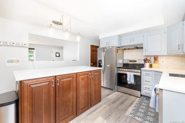 $379,900 | 47 Dogwood Lane, Meriden, CT 06450