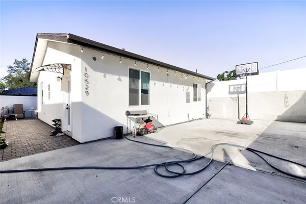 $1,250,000 | 10531 Greenburn Avenue, Sunland, CA 91040