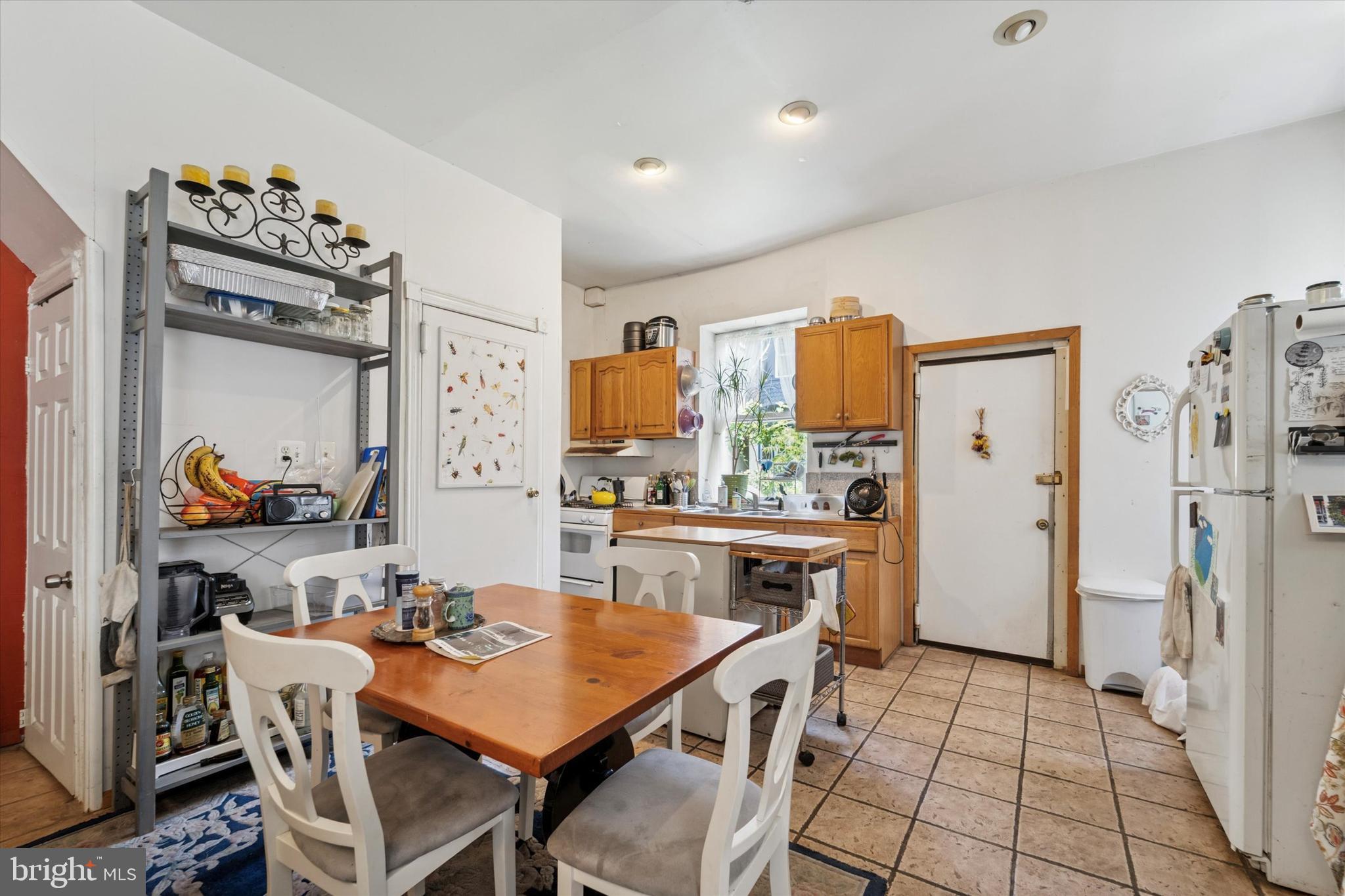 4820 Cedar Avenue Philadelphia, PA 19143 - Photo 8 of 29