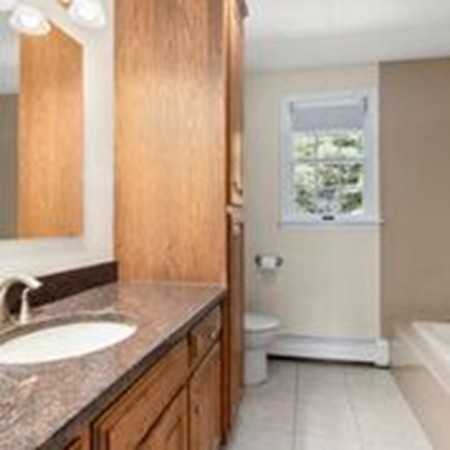 4 Lorraine Road Walpole, MA 02081 - Photo 11 of 26 Gallery Image 11