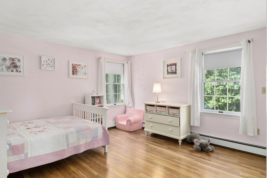 4 Lorraine Road Walpole, MA 02081 - Photo 12 of 26 Gallery Image 12