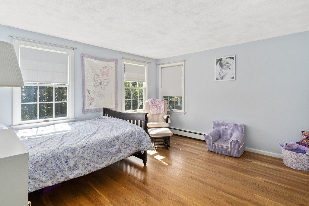 4 Lorraine Road Walpole, MA 02081 - Photo 13 of 26 Gallery Image 13