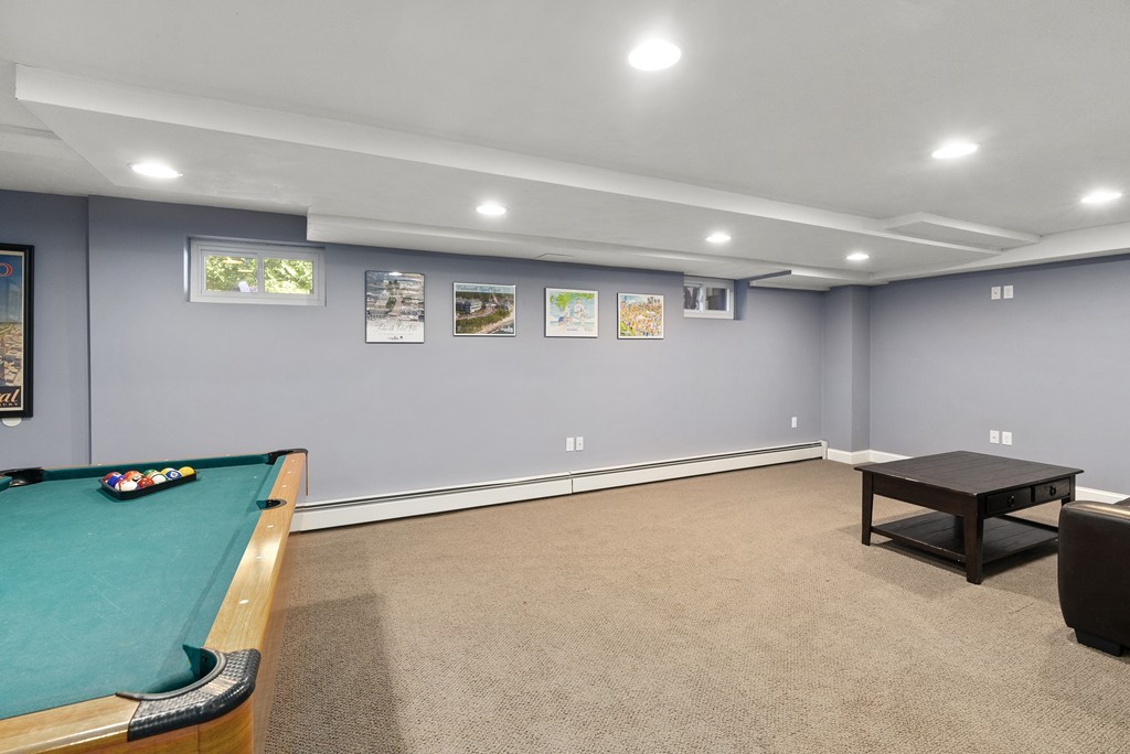 4 Lorraine Road Walpole, MA 02081 - Photo 16 of 26 Gallery Image 16