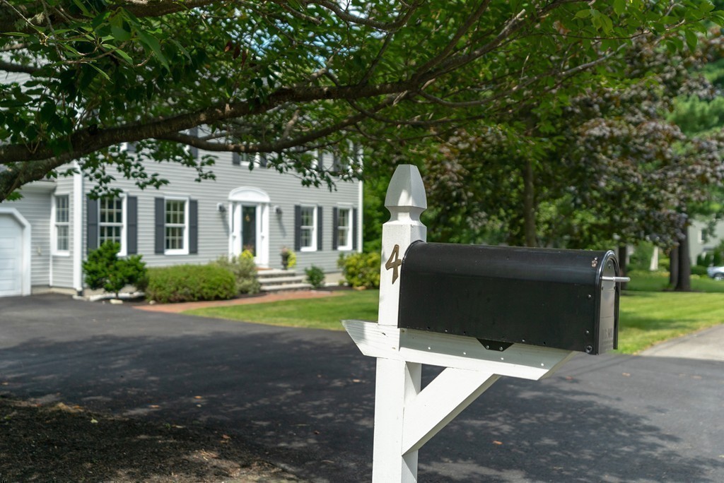 4 Lorraine Road Walpole, MA 02081 - Photo 24 of 26 Gallery Image 24