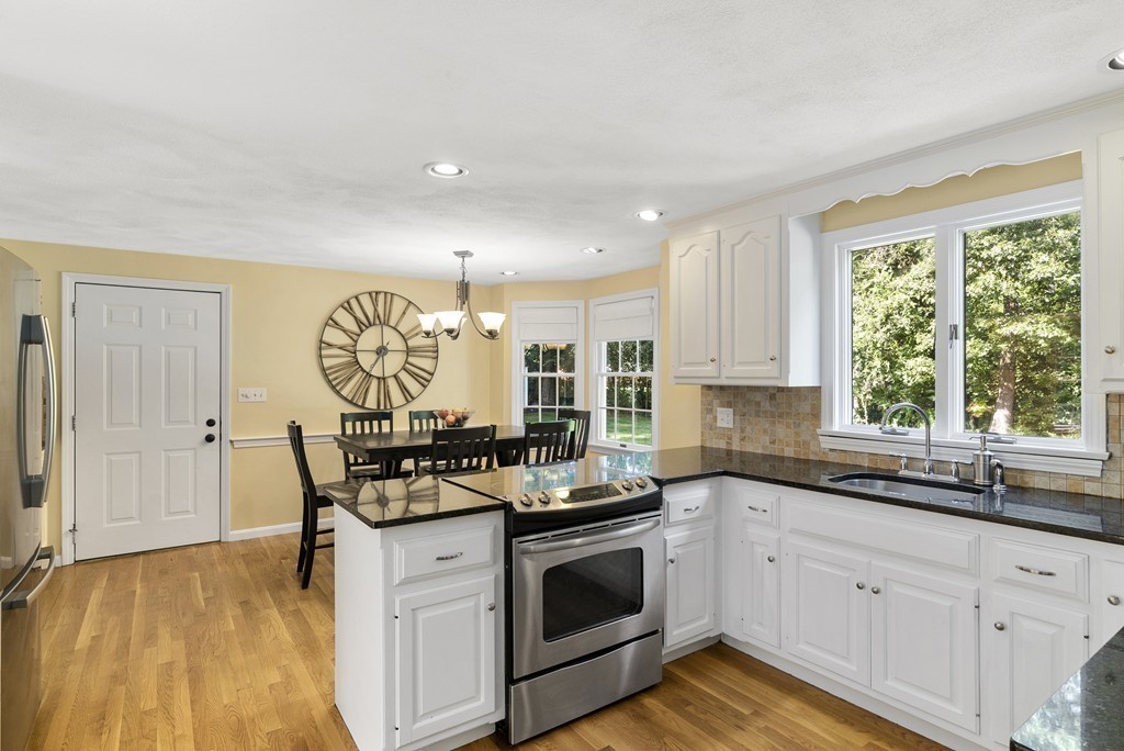 4 Lorraine Road Walpole, MA 02081 - Photo 3 of 26 Gallery Image 3
