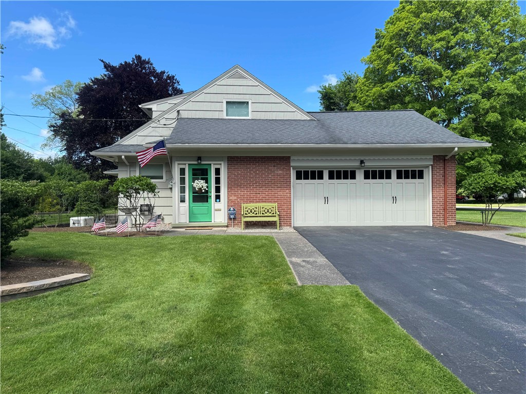 161 Danbury Circle South Brighton, NY 14618 - Photo 3 of 50