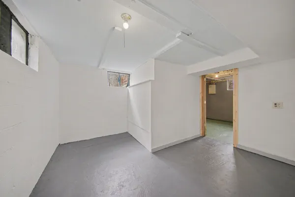 $1,350 | 808 East Cross Street, Ypsilanti, MI 48198