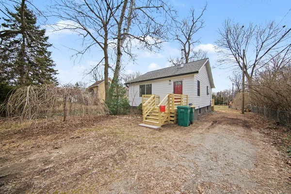 $1,350 | 808 East Cross Street, Ypsilanti, MI 48198