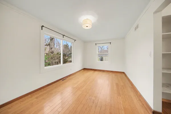 $1,350 | 808 East Cross Street, Ypsilanti, MI 48198