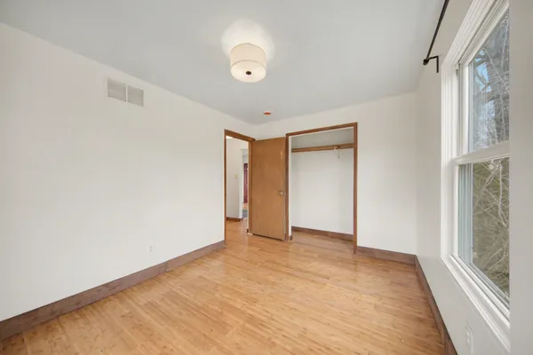 $1,350 | 808 East Cross Street, Ypsilanti, MI 48198