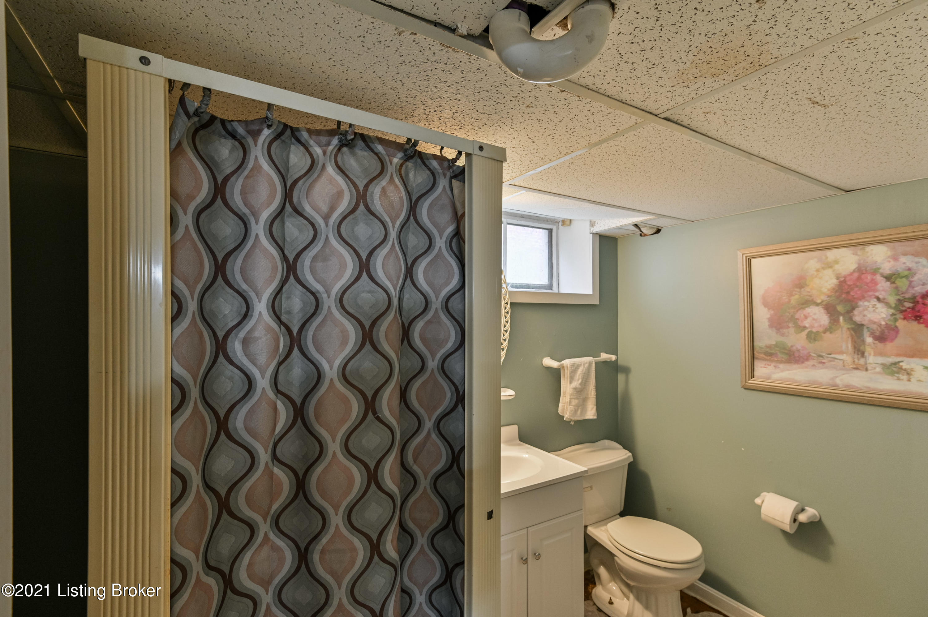 218 Ring Road Louisville, KY 40207 - Photo 42 of 48 045 - 20210311 2353