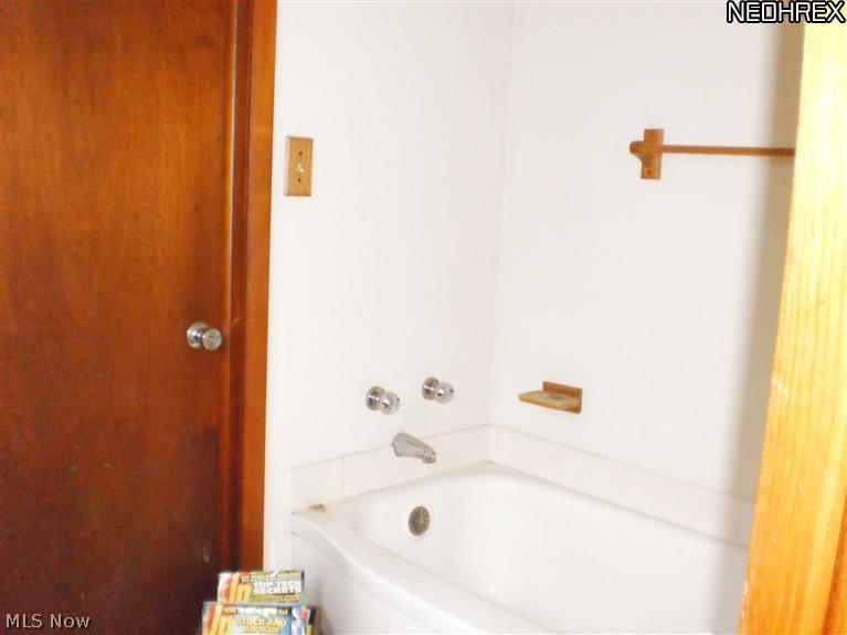 2679 Haines Road Madison, OH 44057 - Photo 10 of 15