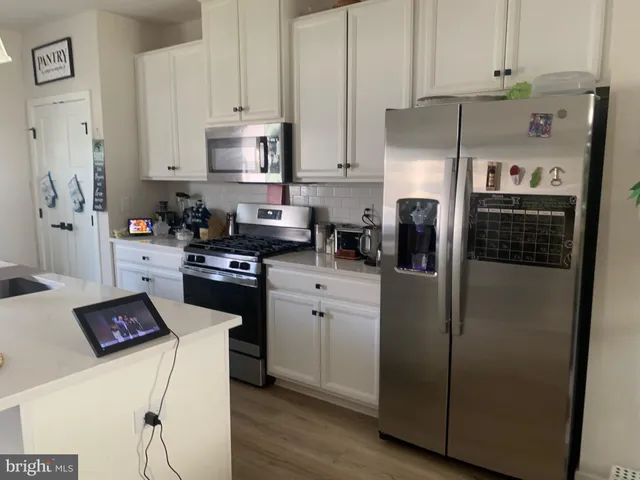 $340,000 | 117 Plaza Drive, Sicklerville, NJ 08081