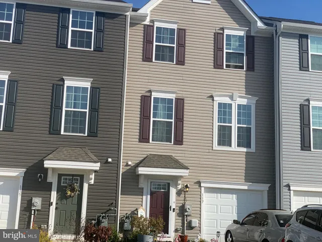 $340,000 | 117 Plaza Drive, Sicklerville, NJ 08081