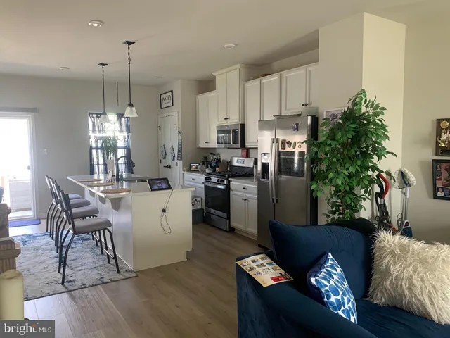 $340,000 | 117 Plaza Drive, Sicklerville, NJ 08081