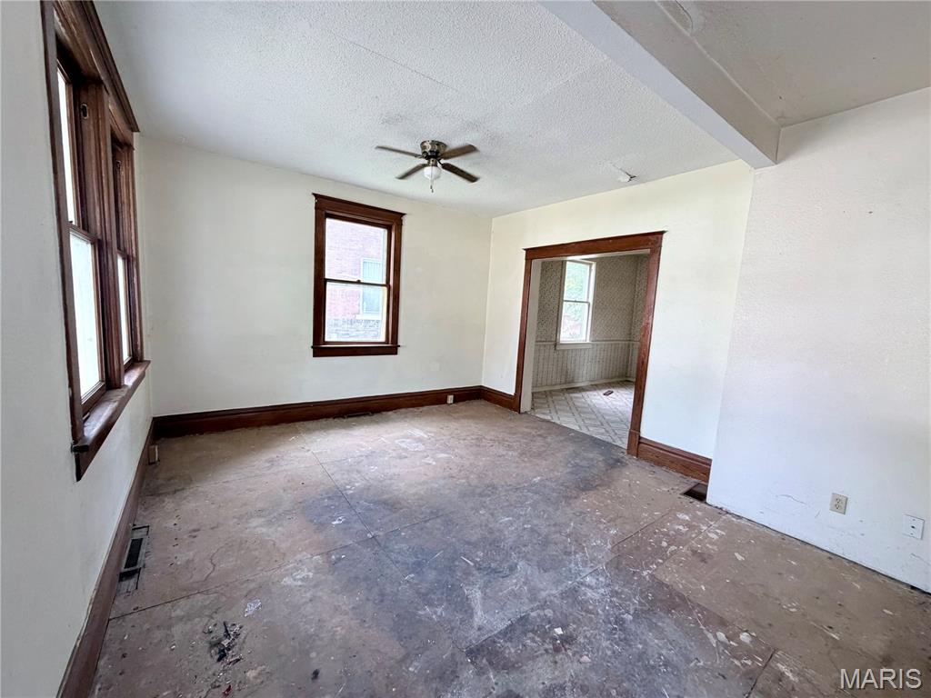 1204 8th Street Highland, IL 62249 - Photo 4 of 13 Gallery Image 4