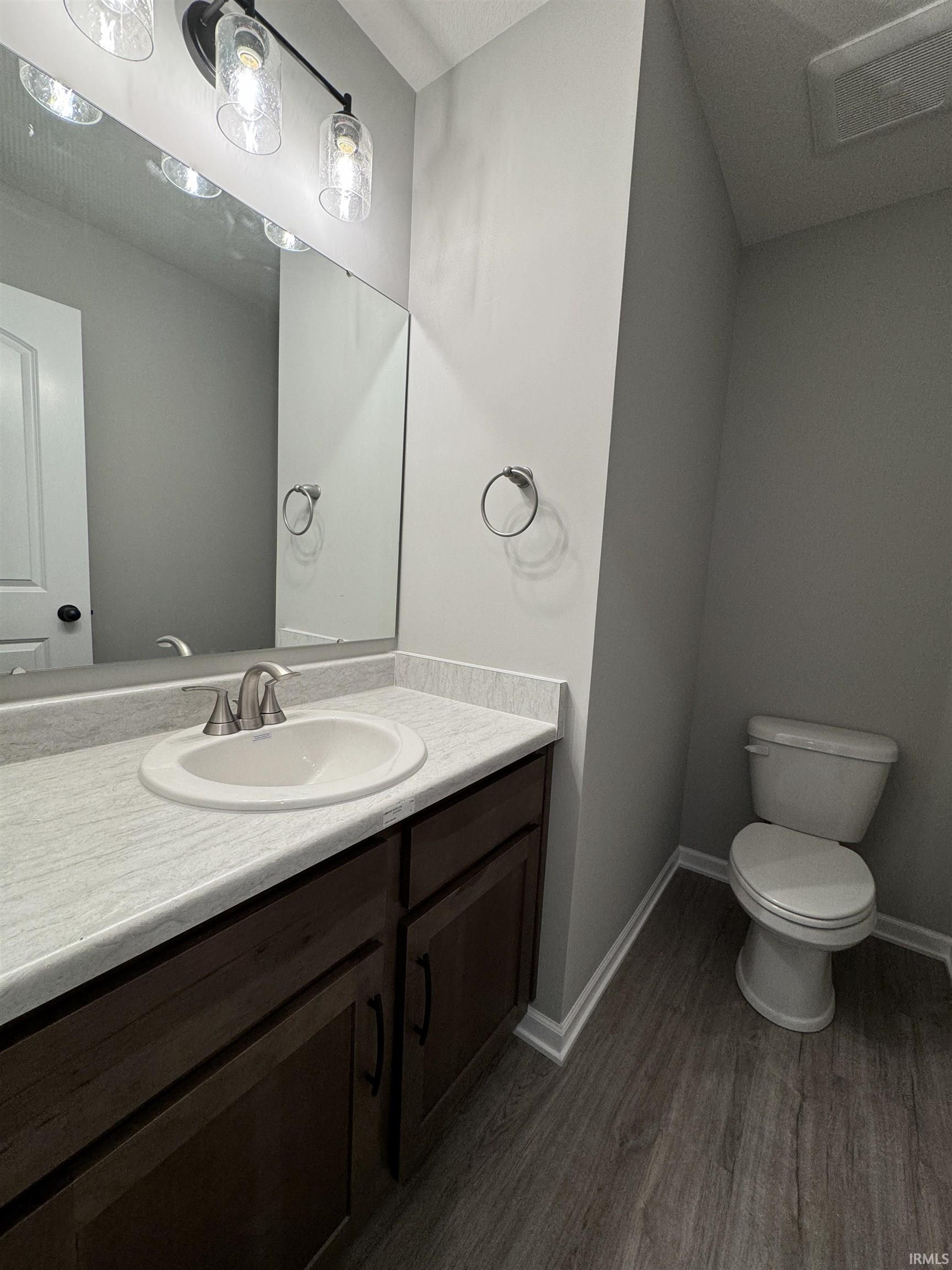 12663 Memory Lane Fort Wayne, IN 46818 - Photo 14 of 25 Gallery Image 14